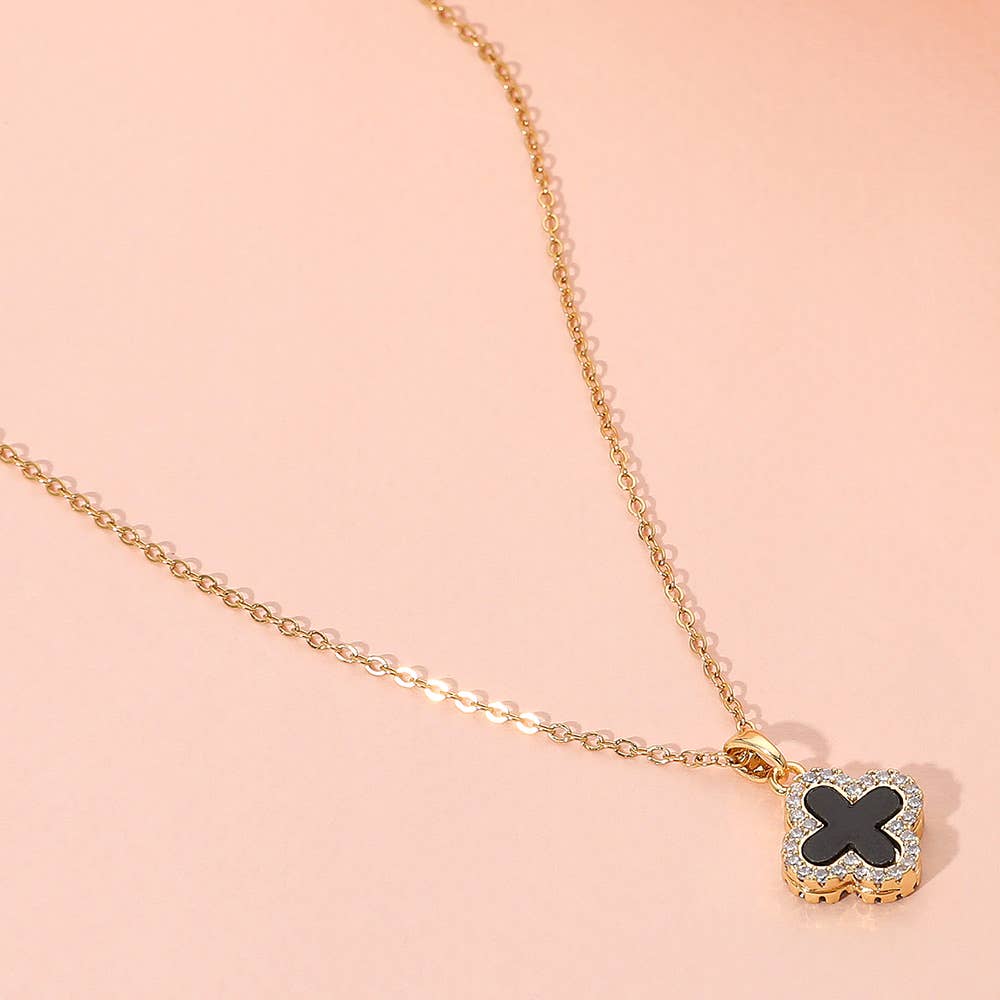 Reversible Stainless Steel Quatrefoil Pendant Necklace: GOLD BLACK