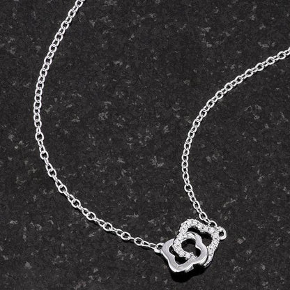 .21 Ct Rhodium Necklace With Floral Links