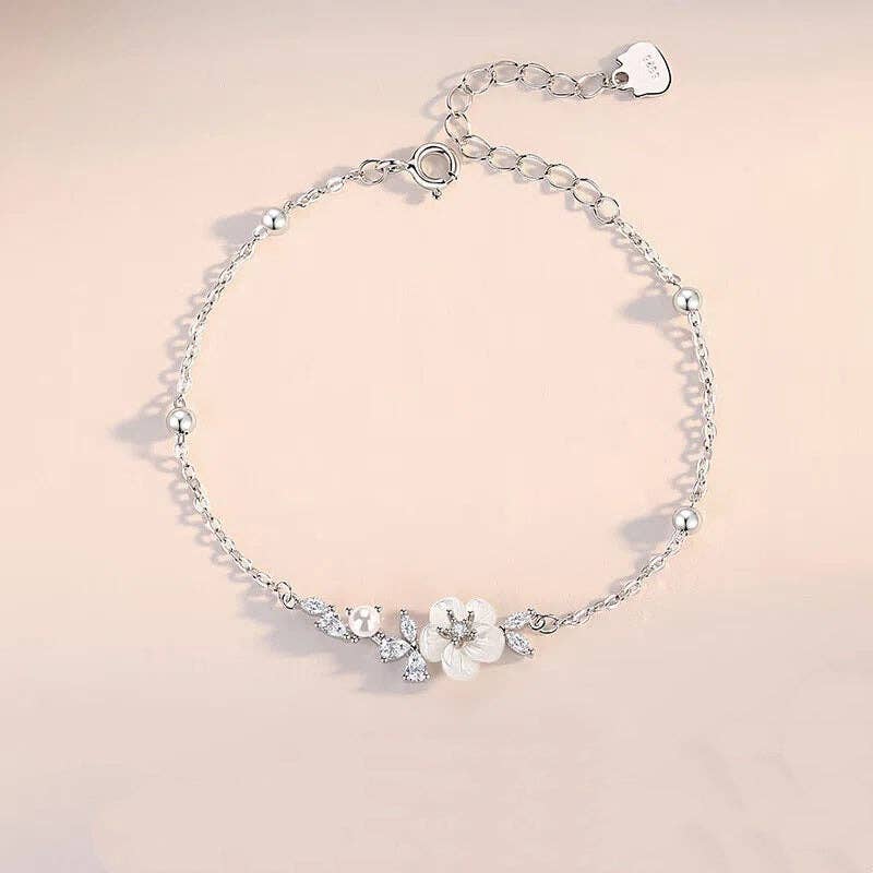 Dainty Mother Of Pearl Flower Charm Bracelet in Solid Copper